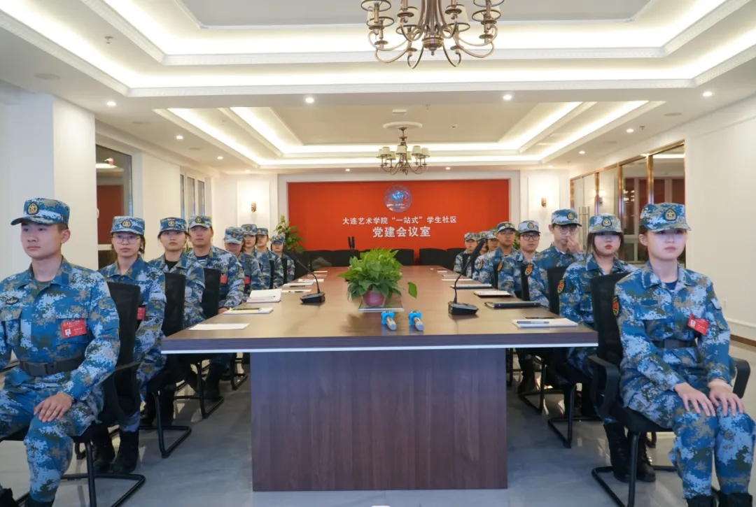 榜样1.webp.jpg 榜样1.webp.jpg