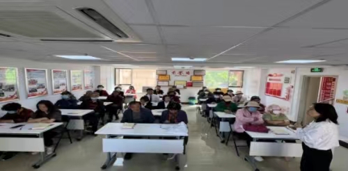 张讲�?.jpg 张讲�?.jpg